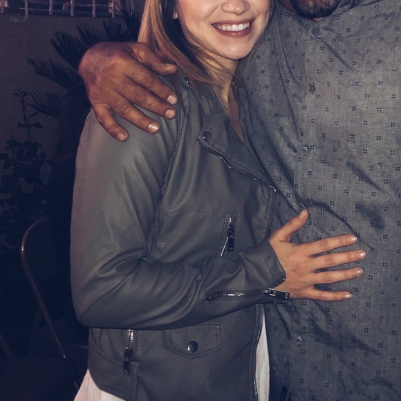 Gray Jacket - Picture 7 of 7